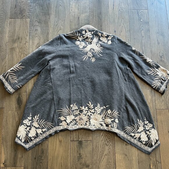 Johnny Was Othilia Embroidered Crane Kimono Cardigan Gray Cream Size S - Picture 4 of 8
